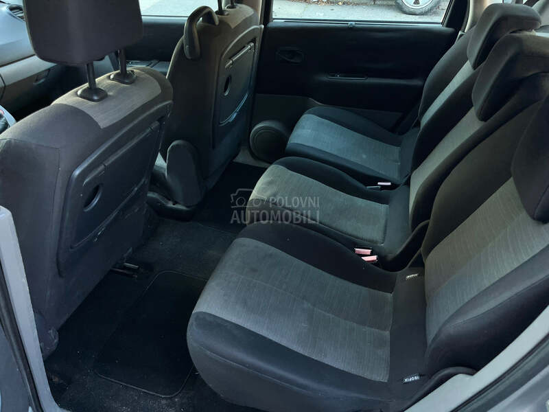 Renault Scenic 1.6 16v