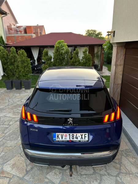 Peugeot 3008 1.5 HDI ALLURE/EAT8