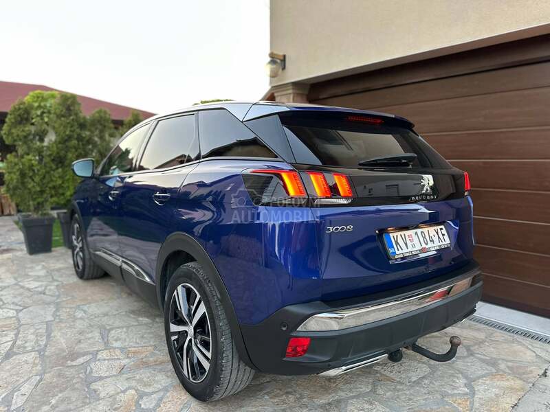 Peugeot 3008 1.5 HDI ALLURE/EAT8