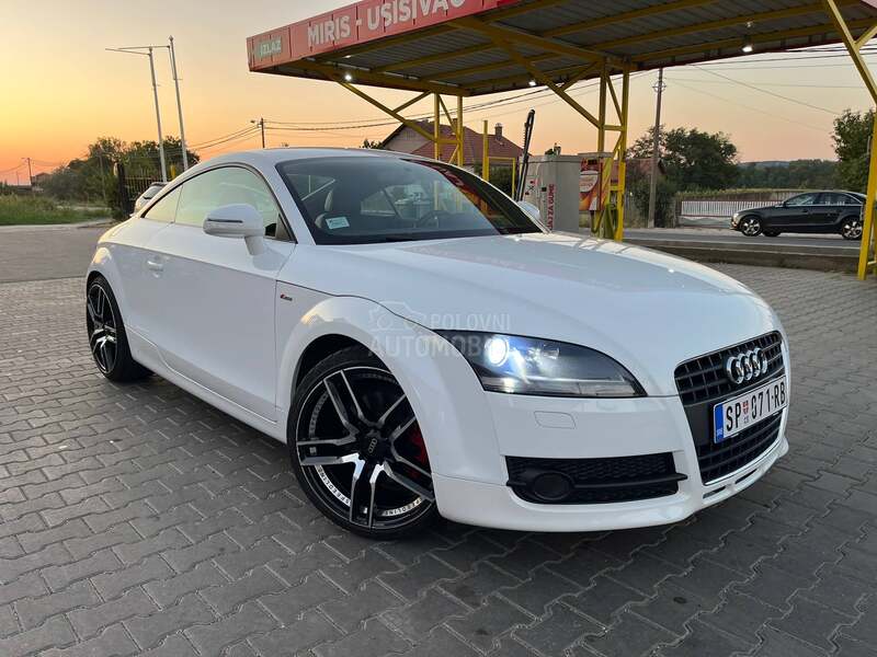 Audi TT 1.8 TFSI  //CH//