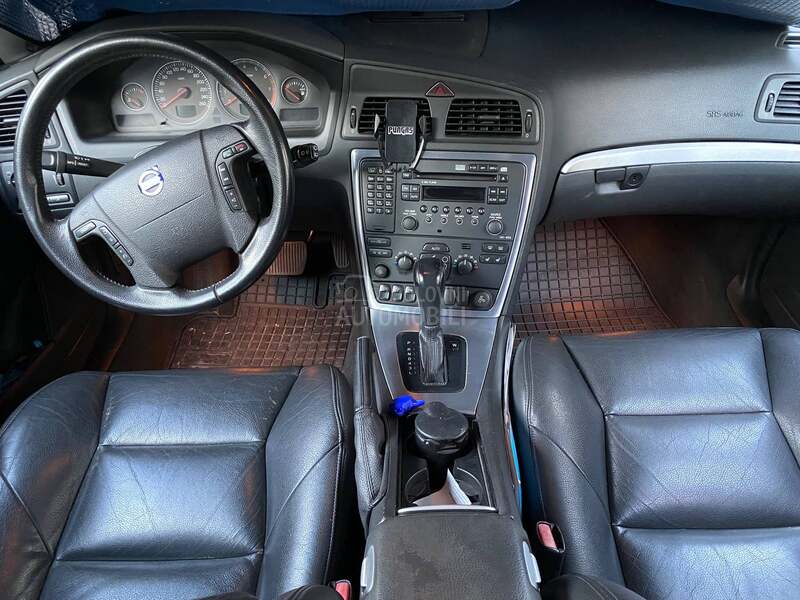 Volvo V70 2.0 t