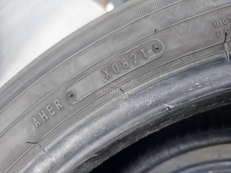 Dunlop 215/60 R17 Letnja