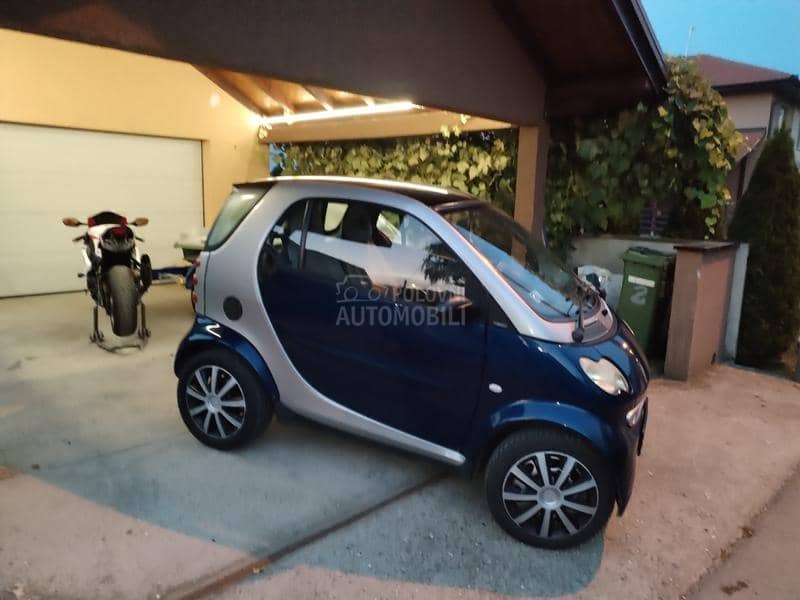 Smart ForTwo belzin 700cm