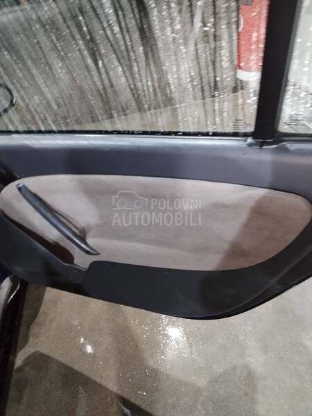 Smart ForTwo belzin 700cm