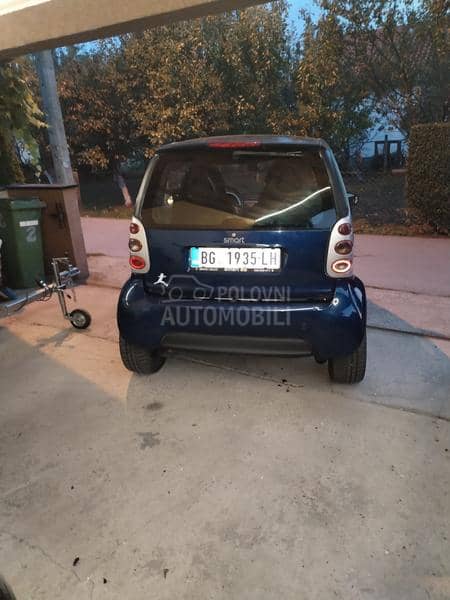 Smart ForTwo belzin 700cm