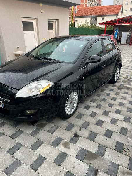 Fiat Bravo 1.6mjt 2010. god. -  kompletan auto u delovima