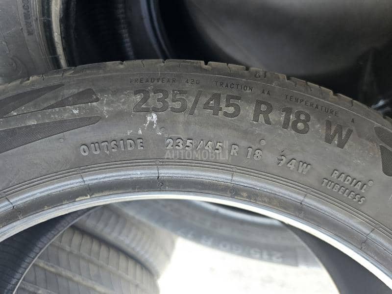 Continental 235/45 R18 Letnja