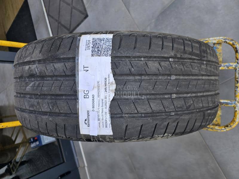 Bridgestone 245/45 R20 Letnja