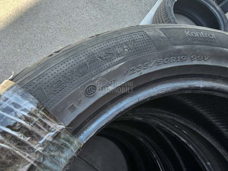 Hankook 235/50 R19 Letnja