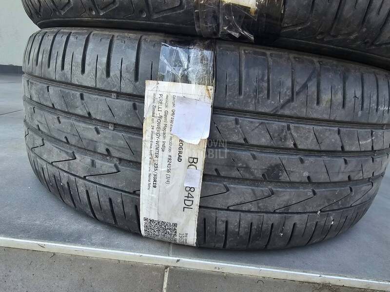 Hankook 235/50 R19 Letnja
