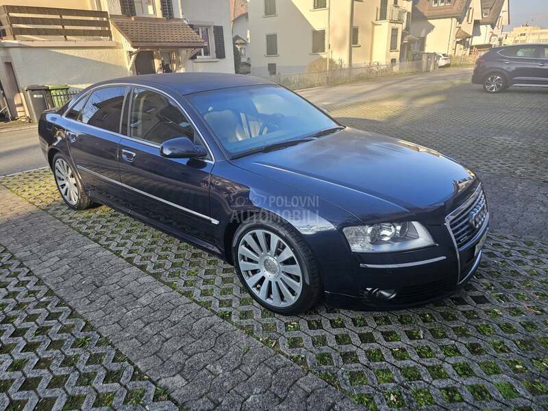 Audi A8 3.2 Quattro