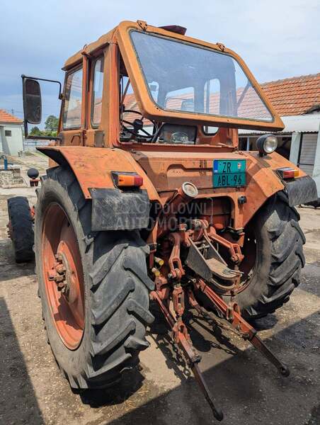Belarus MTZ 82