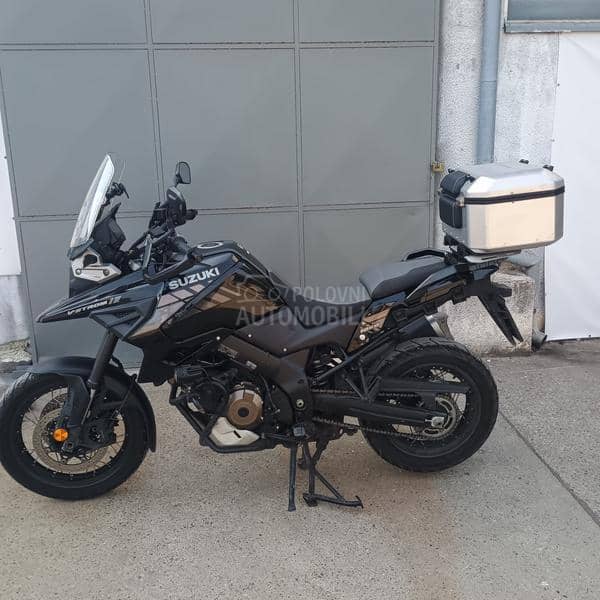 Suzuki V Strom 1050 XT