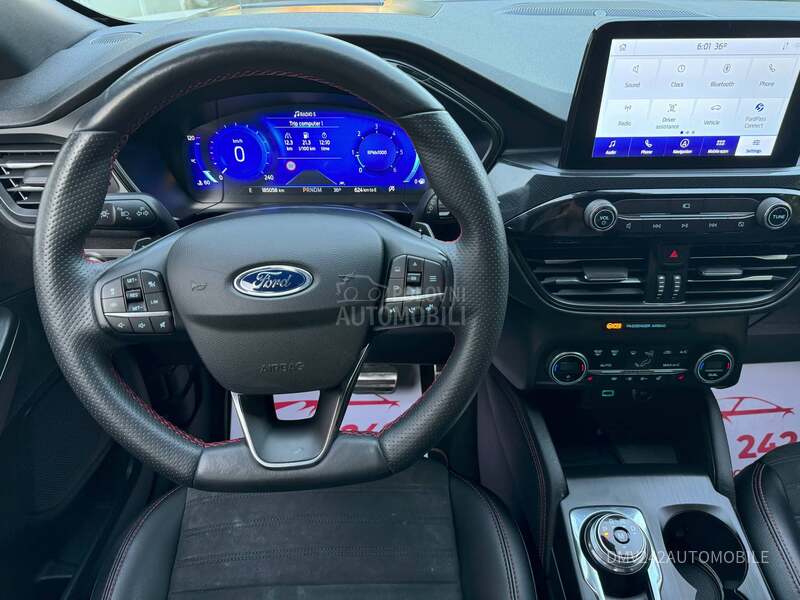 Ford Kuga ST LINE