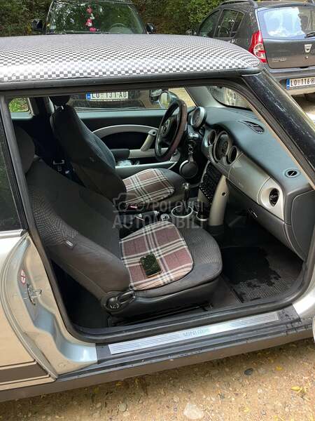 MINI Cooper 1.6 i