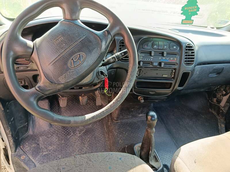 Hyundai h1