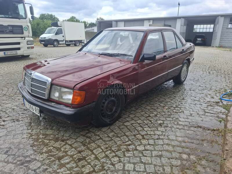 Mercedes Benz 190 E
