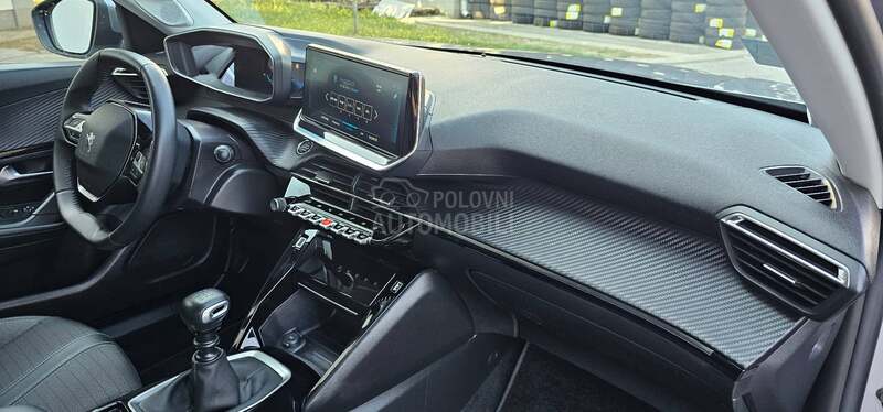 Peugeot 2008 1.2 ALLURE O.P.I.S