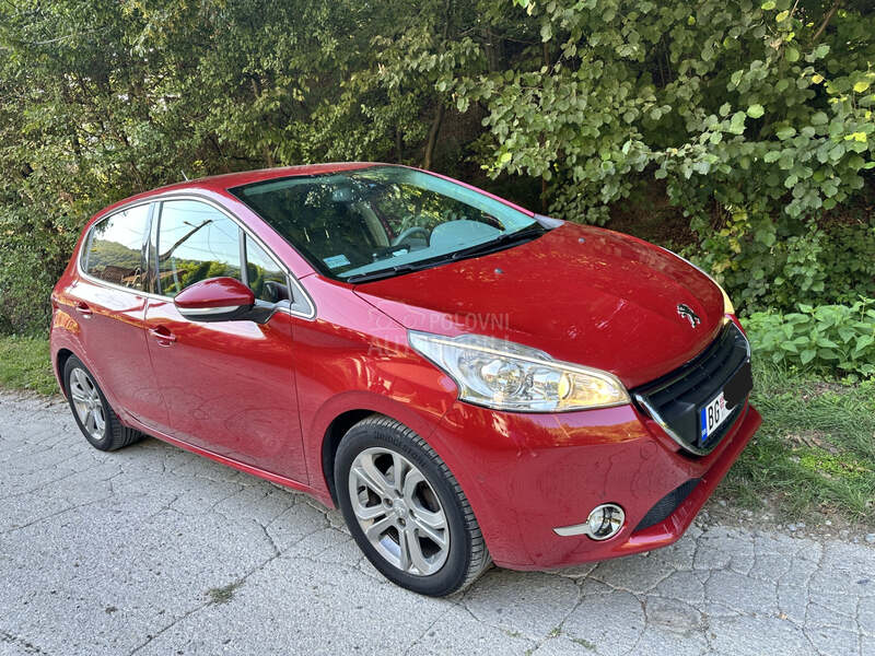 Peugeot 208 1.6 VTI