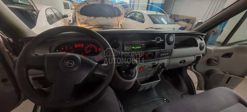 Opel Movano rampa top stanje