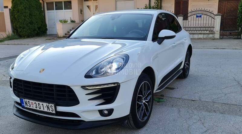 Porsche Macan 