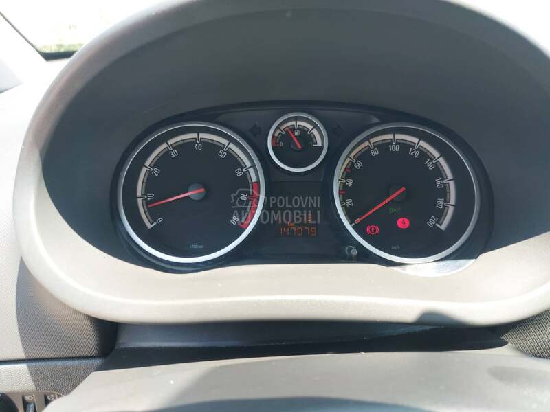 Opel Corsa D 