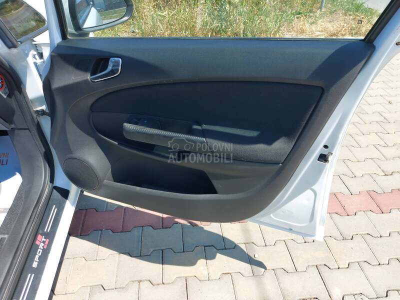 Opel Corsa D 