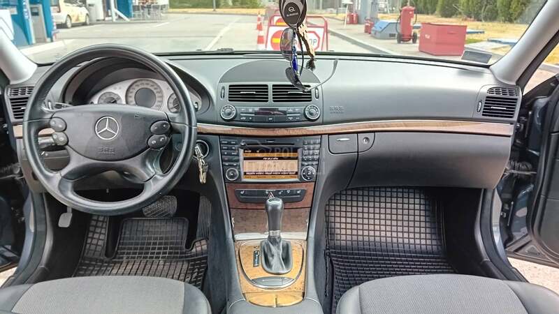 Mercedes Benz E 200 E200