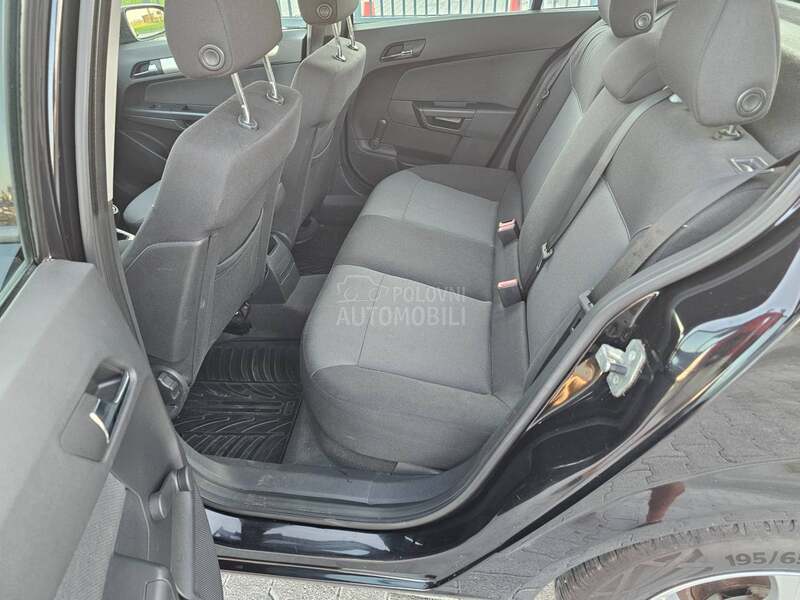Opel Astra H 1.6.16v