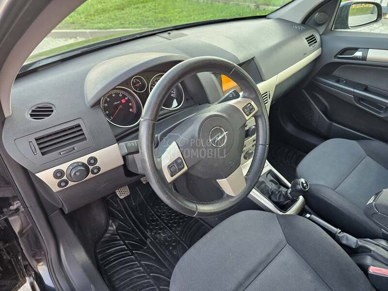 Opel Astra H 1.6.16v