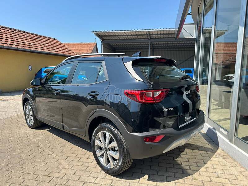 Kia Stonic 1.2 LX PLUS