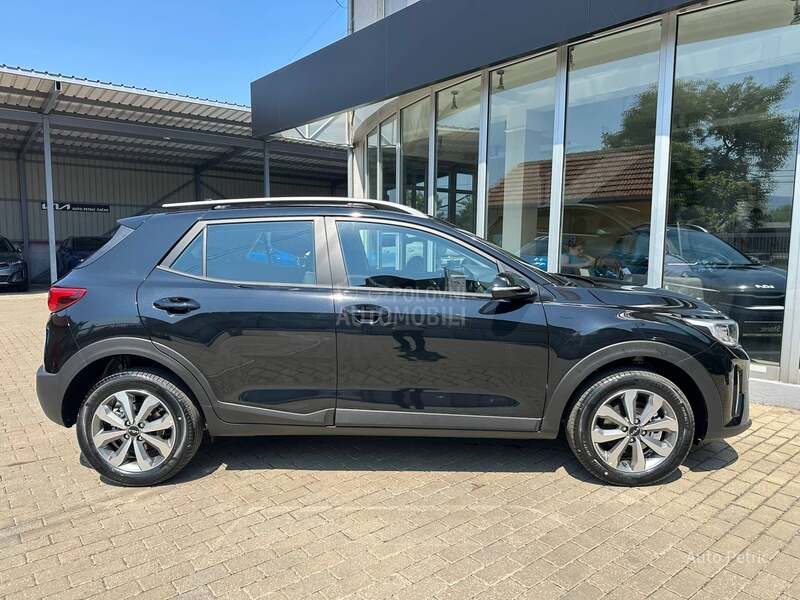 Kia Stonic 1.2 LX PLUS