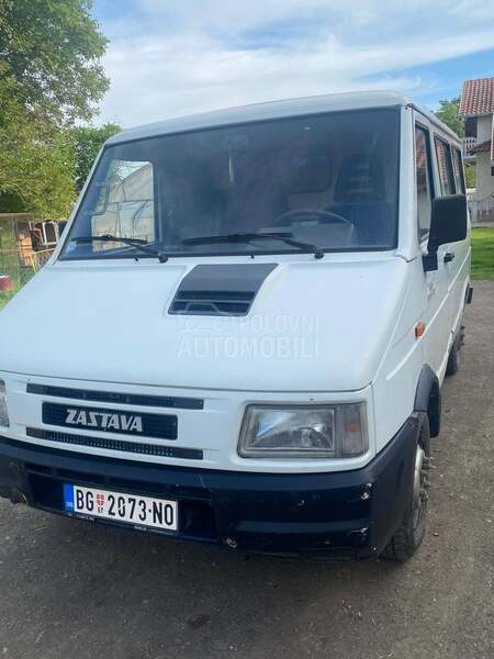 Zastava 2,8
