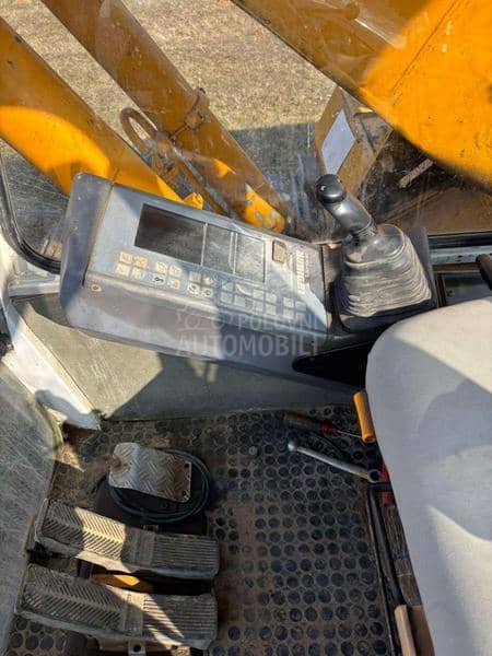 Liebherr 912