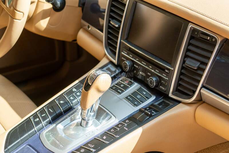 Porsche Panamera Mansory, reg.god