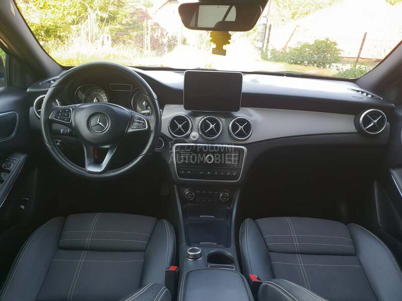 Mercedes Benz GLA 200 4matic CH švajcarska