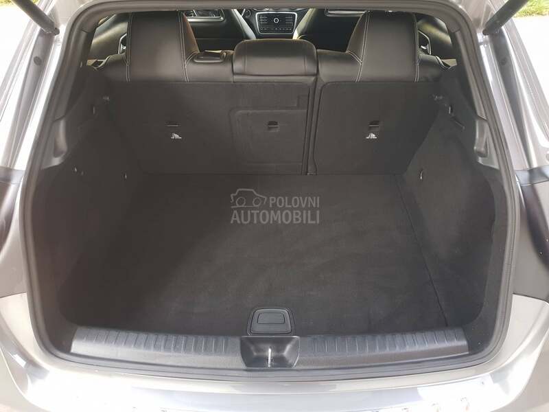 Mercedes Benz GLA 200 4matic CH švajcarska