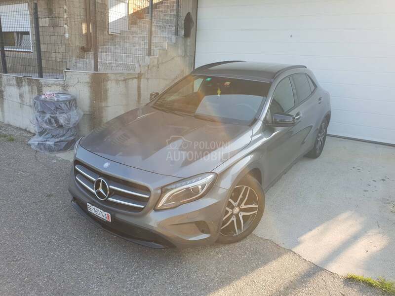 Mercedes Benz GLA 200 4matic CH švajcarska