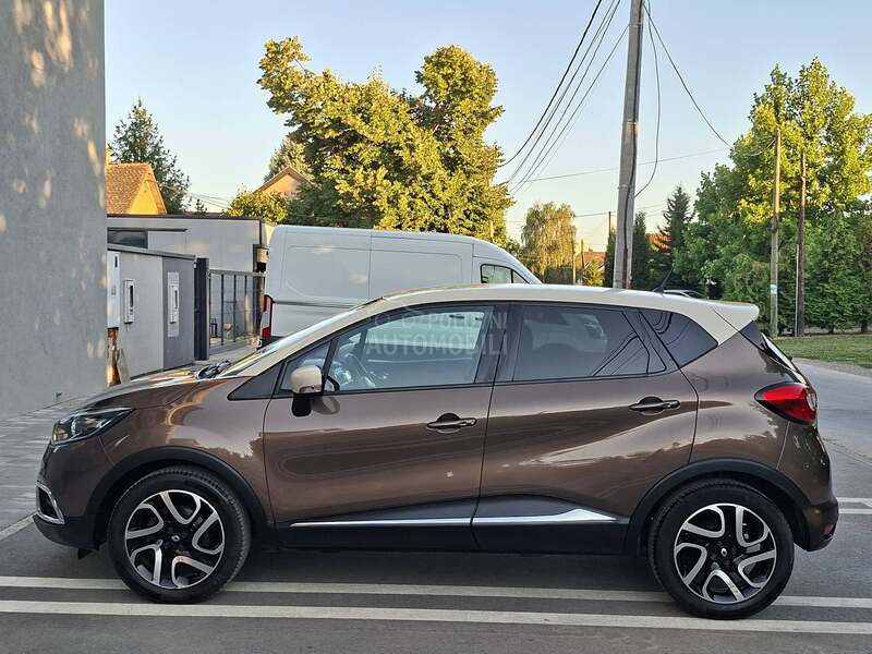 Renault Captur 1.5  BI COLOR