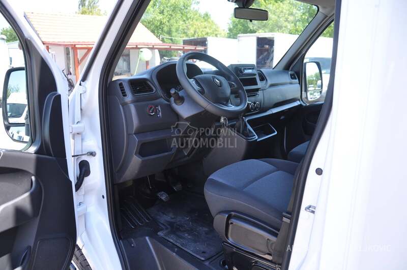 Renault Master 4.35 m ROLO CERADA