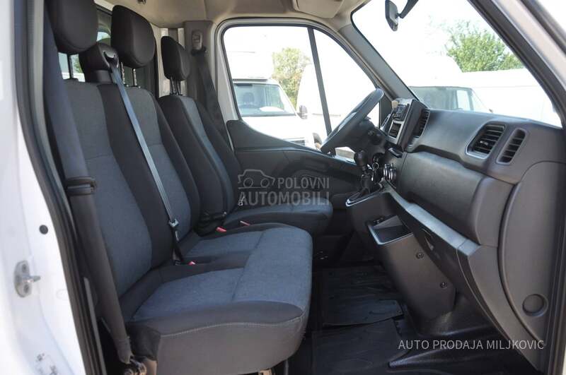 Renault Master 4.35 m ROLO CERADA