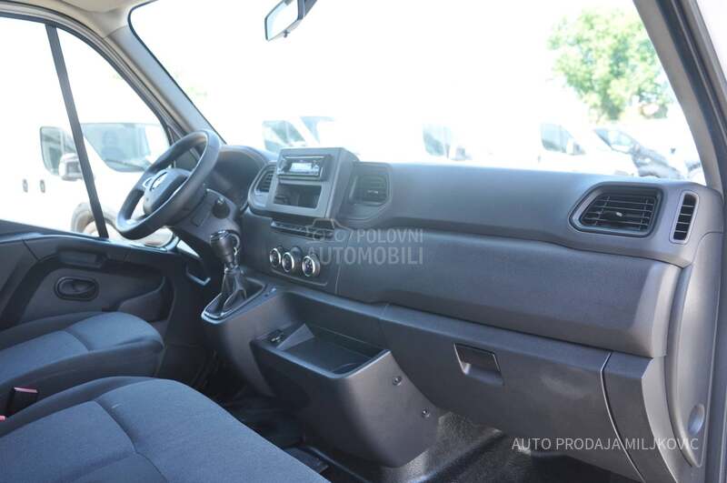 Renault Master 4.35 m ROLO CERADA