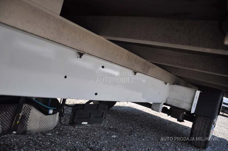 Renault Master 4.35 m ROLO CERADA