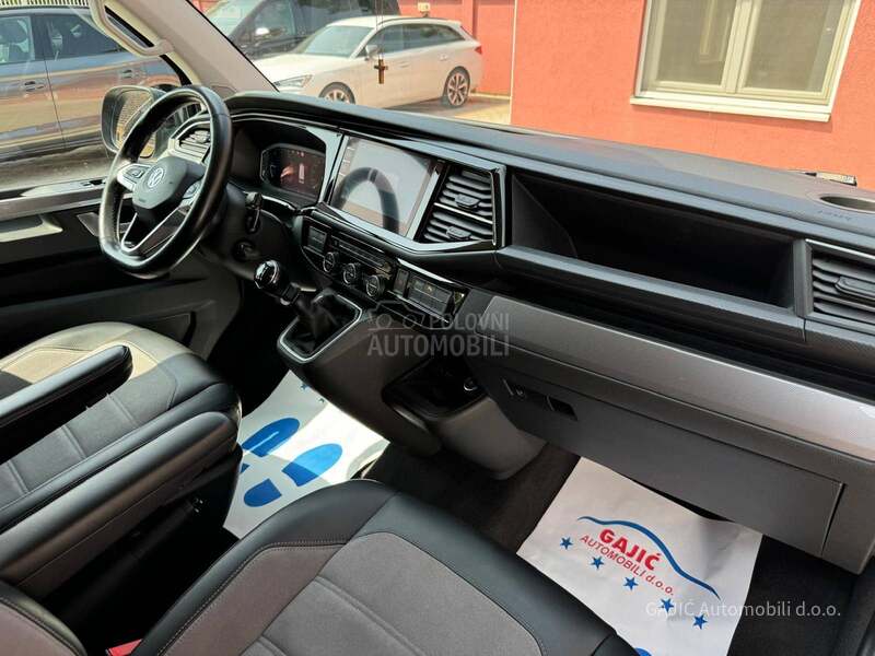 Volkswagen Multivan 2.0TDI LED
