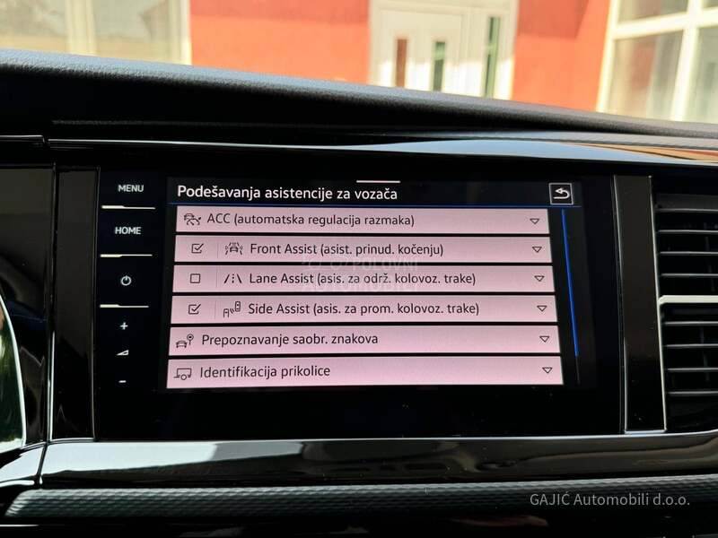Volkswagen Multivan 2.0TDI LED