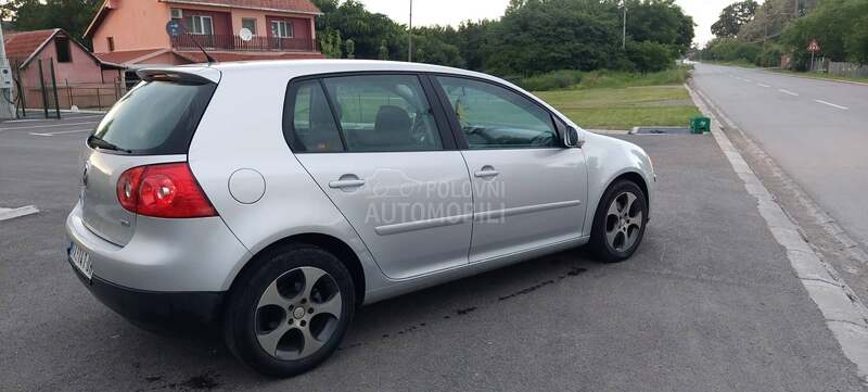 Volkswagen Golf 5 1.9