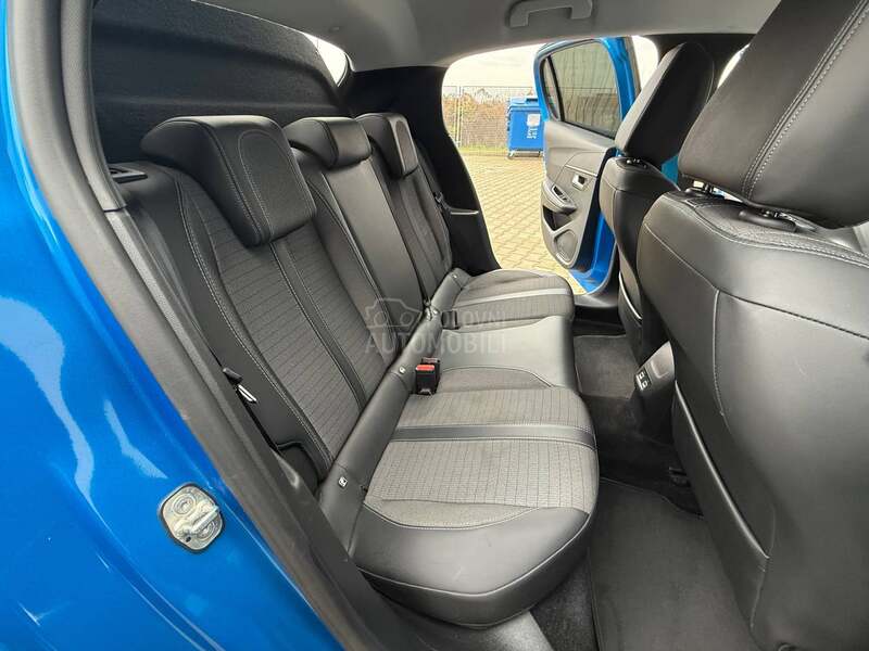 Peugeot 208 1.2 ALLURE/AUTOM.