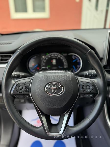 Toyota RAV 4 HYBRID 4x4