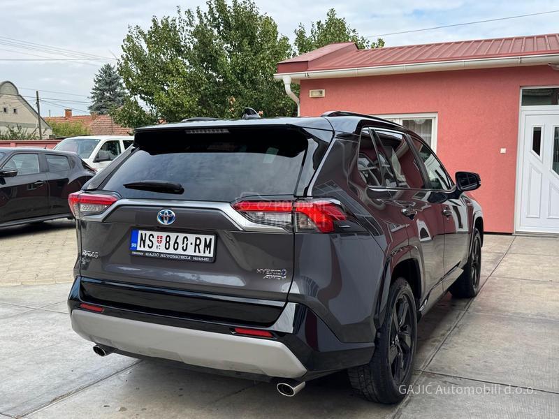 Toyota RAV 4 HYBRID 4x4