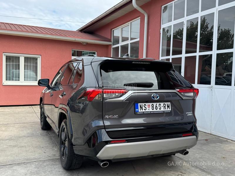 Toyota RAV 4 HYBRID 4x4